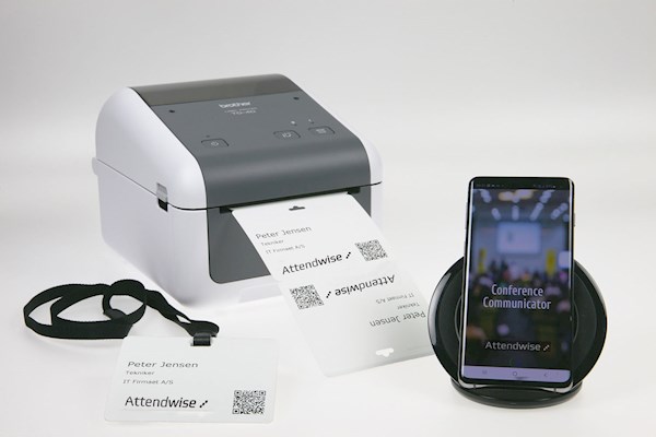 Udskriv navneskilte via ConferenceCommunicator tilmeldingssystem, enten før dit event eller på stedet med onsite print af navneskilte ved ankomstscanning af deltagerne og samtidig print af navneskiltene.  